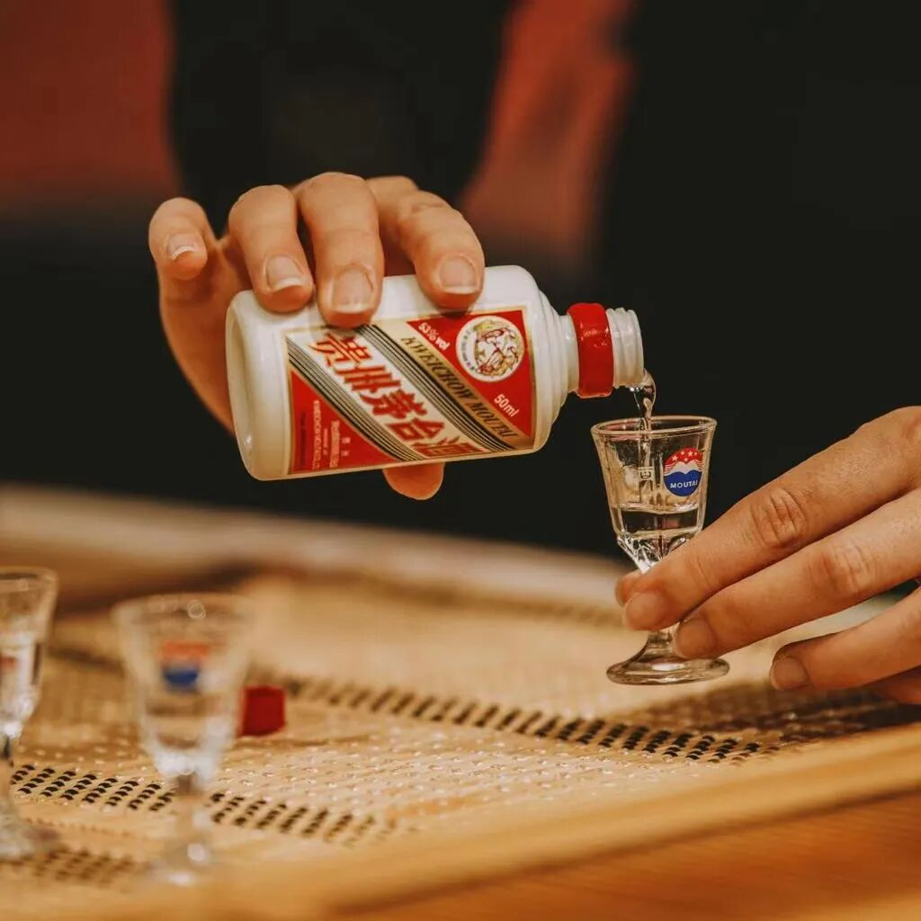 寻味本源：为何离开赤水河都酿不出好酱香？全球名酒都逃不开产区定律